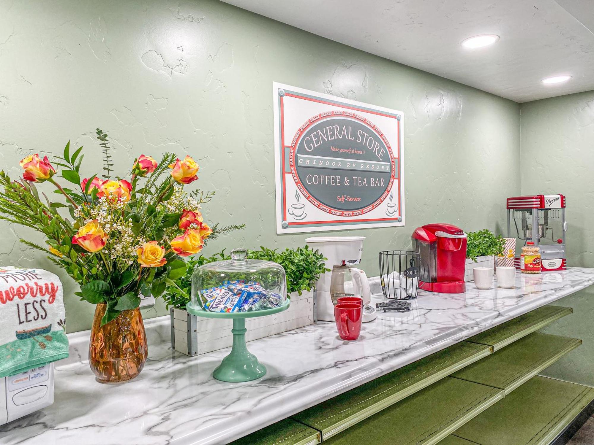 Hotel Surfside Glamping Camper Klamath Esterno foto