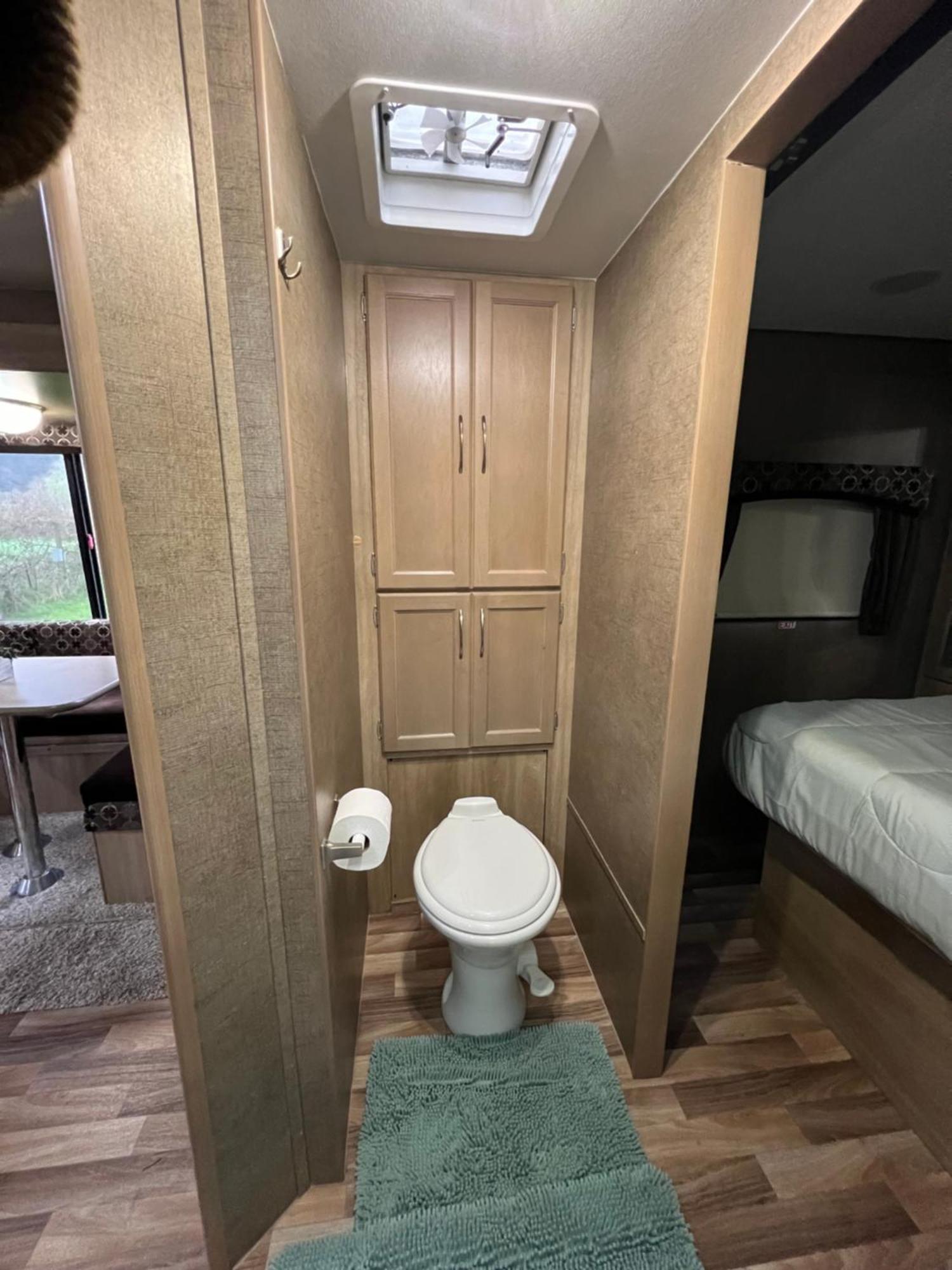 Hotel Surfside Glamping Camper Klamath Esterno foto